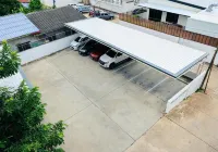 Baan Phor Phan Hotel - parking