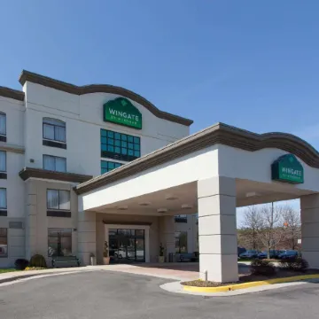 Wingate by Wyndham Chantilly / Dulles Airport Отели в г. Шантильи