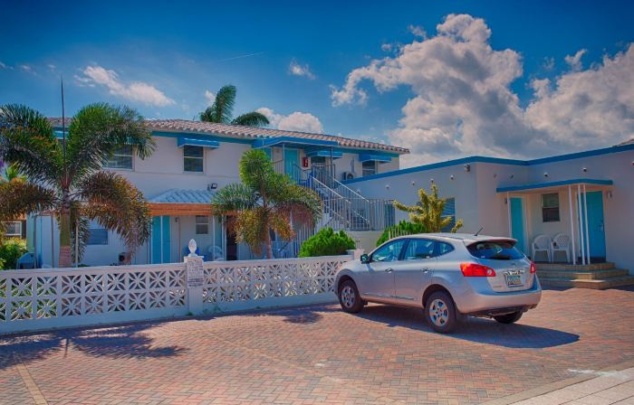 Hollywood Beachside Boutique Suite