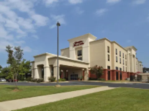 Hampton Inn & Suites Alexandria Hotels in Alexandria
