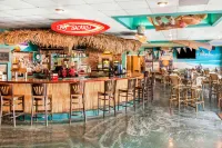 Comfort Inn & Suites Omaha Central - bar