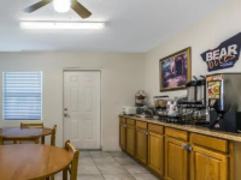 Travelodge Suites by Wyndham Lake Okeechobee Hoteles en Condado de Okeechobee