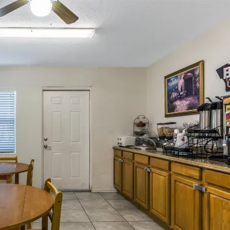 Travelodge Suites by Wyndham Lake Okeechobee