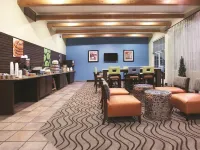La Quinta Inn & Suites by Wyndham Santa Rosa