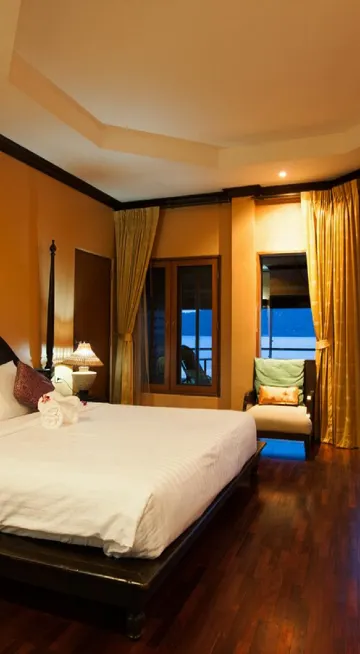 ห้องพรีเมียร์ เตียงใหญ่ 1 เตียง