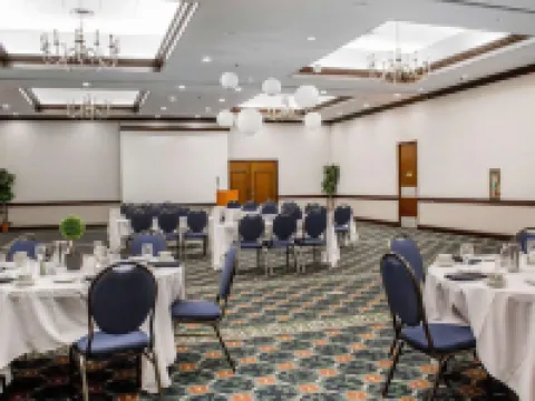 Clarion Hotel Conference Center on Lake Erie Dunkirk otelleri