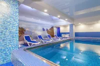 Crowne Plaza Krasnodar-Centre (Краун Плаза Краснодар-Центр) - С бассейном
