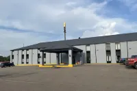 Days Inn & Suites by Wyndham Bloomington/Normal IL Hotels in Bloomington