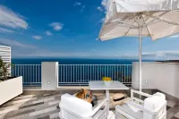 Villa Orleans - Scenic
