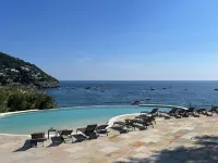 Torre Turbolo Apartments - Beach