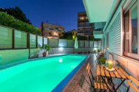 7Palms - Condos