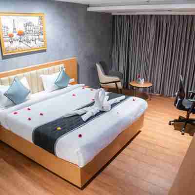 Hotel Tulips Grand Rooms