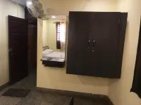 Shri Vasant Lodge فنادق في هوبلي
