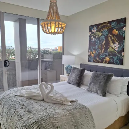 Honeysuckle Executive Apartments