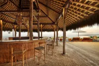 Lelewatu Resort Sumba - bar