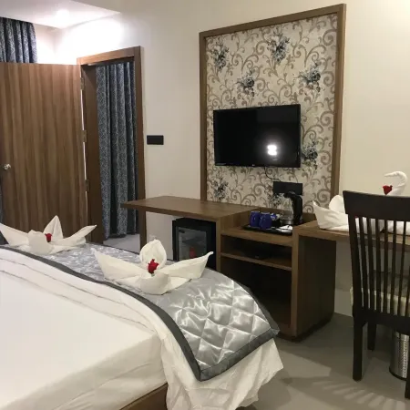 Kyriad Hotel Solapur by Othpl