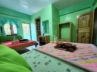 Shamrock Tavern Inn - 2-Star