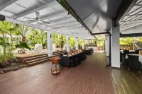 Orator Hotel Samoa - breakfast