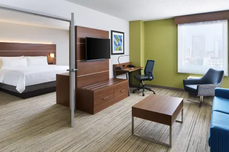 Holiday Inn Express Richmond - Downtown Отели рядом с достопримечательностью «Университет Вирджиния Коммонуэлт»