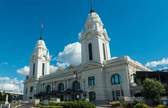 伍斯特萬怡酒店