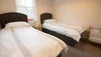 Morris Gardens Apartments Hotels in Inverurie