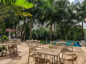 Crowne Plaza Dar ES Salaam