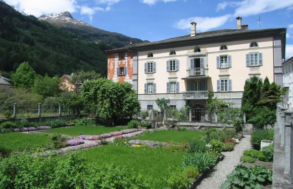 克洛斯比安卡酒店