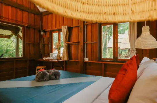 Joy Bungalow Resort and Restaurant