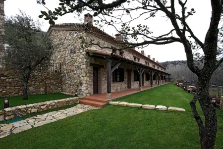 Hotel Rural & Spa Los Ánades Отели в г. Сьерра де Атьенса и Сигуэнса