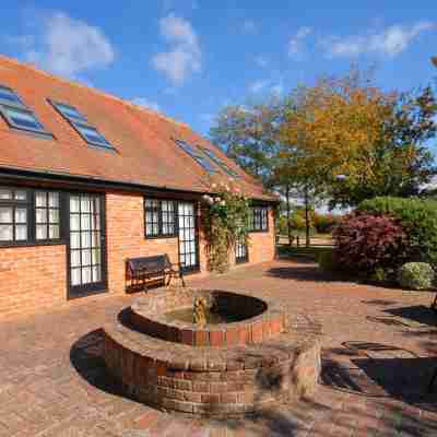 Crouchers Hotel Hotel Exterior