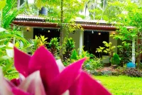 Senura Home Stay