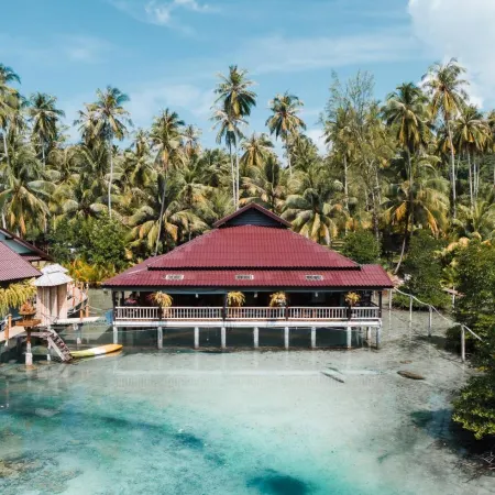 À la Koh Kood Resort Отели рядом с достопримечательностью «Ban Khlong Chao School»