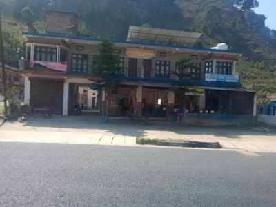 Vamoose Srishty Choice Hotels near Khal