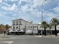 Hotel Restaurante Vía Sevilla - Cádiz by MA 22 Puntos Hotels in Lebrija