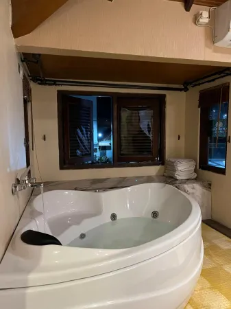 ATTANAYA MALIOBORO SUITES