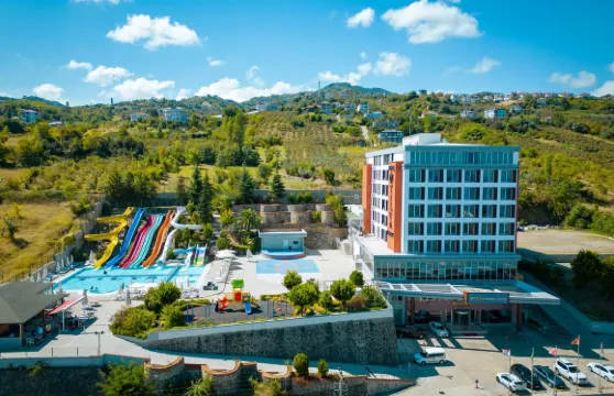 提莉亞度假村酒店