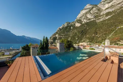 Grand Hotel Riva Các khách sạn gần Riva del Garda Congress