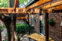 Gorgeous Gecko Guesthouse Hotels in Modimolle