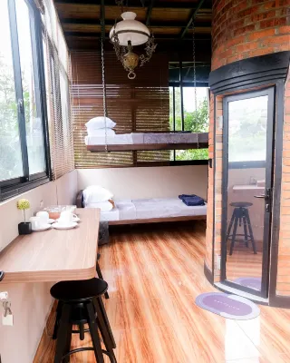 Villa Lonjong Puncak by Vasaka Villa - 2-Star