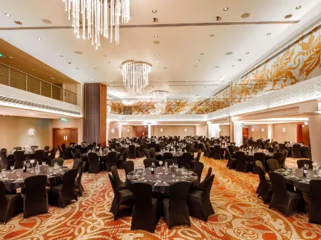 Holland House Hotel Cardiff By Sunday Отели в г. Адамсдаун