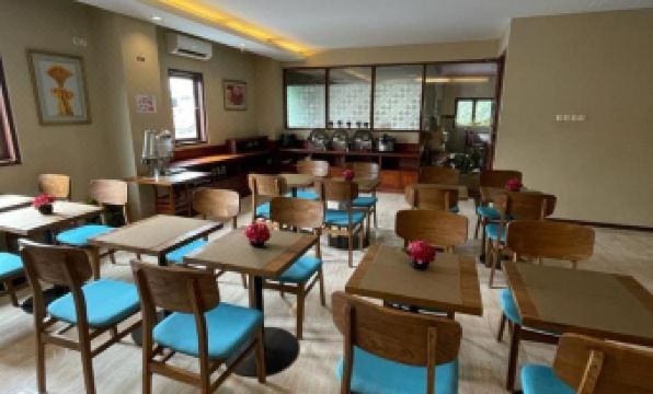 BIZ HOTEL City Center - Housity