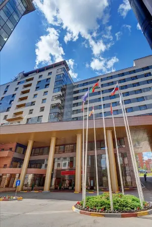 Альянс Бородино Отели рядом с достопримечательностью «Скульптурный ансамбль «Знаки Зодиака»»