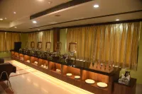 Golden Park Hotel & Resort Hotels in Malda