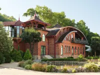 Dakhovskaya Sloboda Hotel