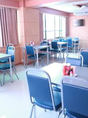 รูปภาพของโรงแรมเพชรลดาพาวิเลี่ยน แอนด์ รีสอร์ท