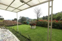 Tiger Hill Homestay - balcony