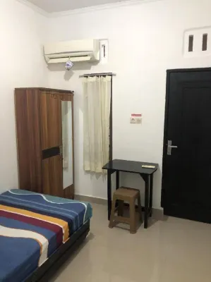 Beverly Residence Hotel dekat Mertak umbak