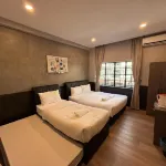 Concrete Jungle Cabin Hotels in 