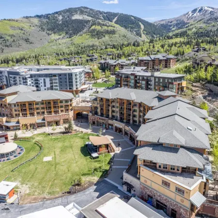 Sundial Lodge by Park City - Canyons Village Отели в г. Парк-Сити