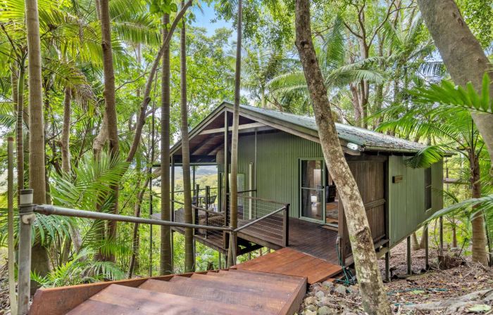 Treetops Seaview Montville